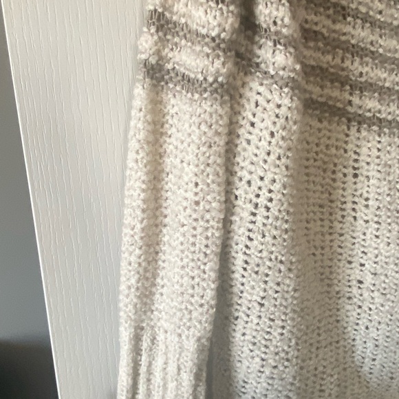 Free People - Oversized Cowl Neckline Sweater - Picture 4 of 7